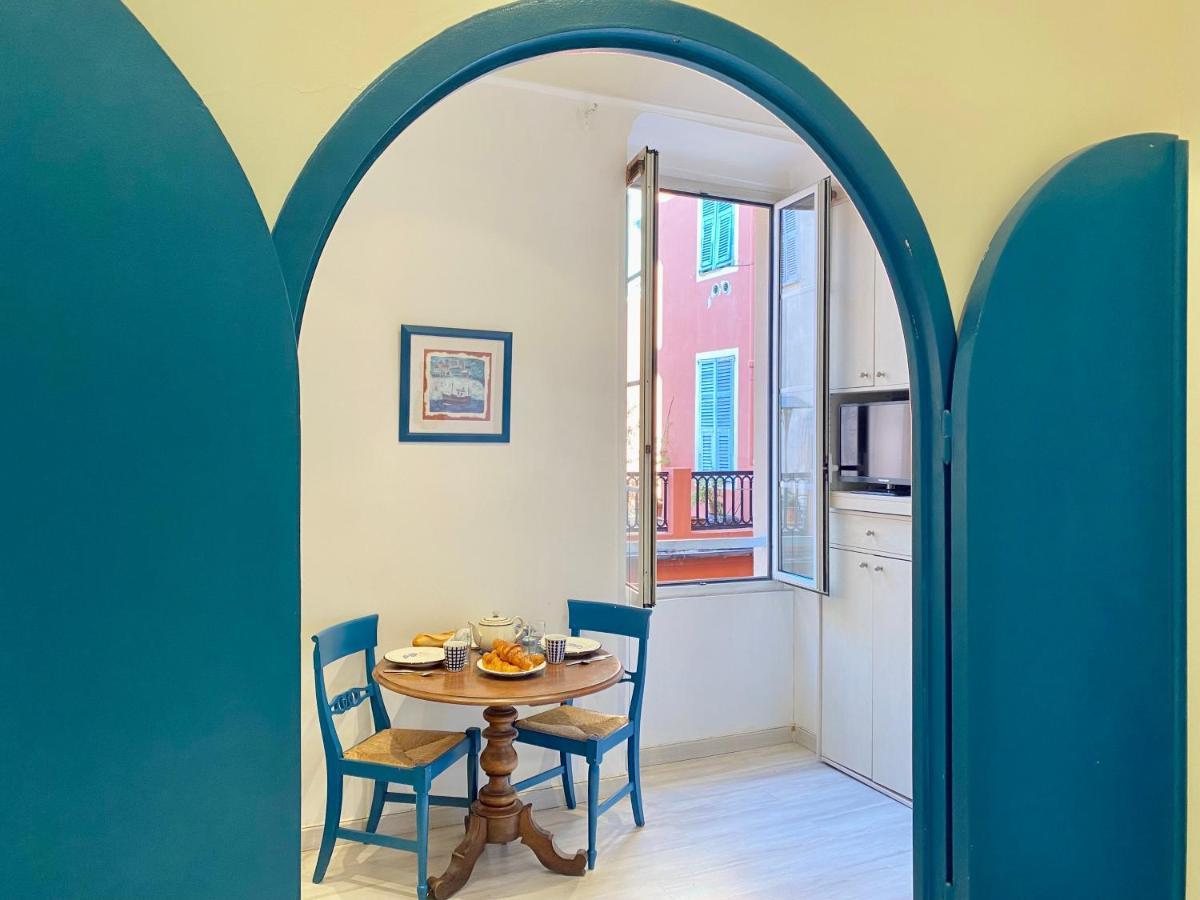 Nautical Living In The Sought-after Port Apartment Nizza